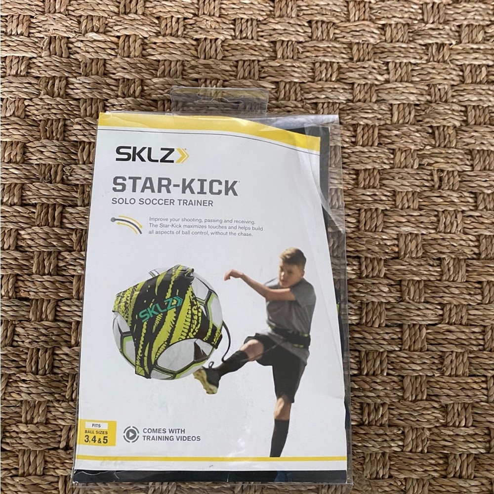 SKLZ Star-Kick Soccer Trainer Fits Ball Sizes 3, 4, 5